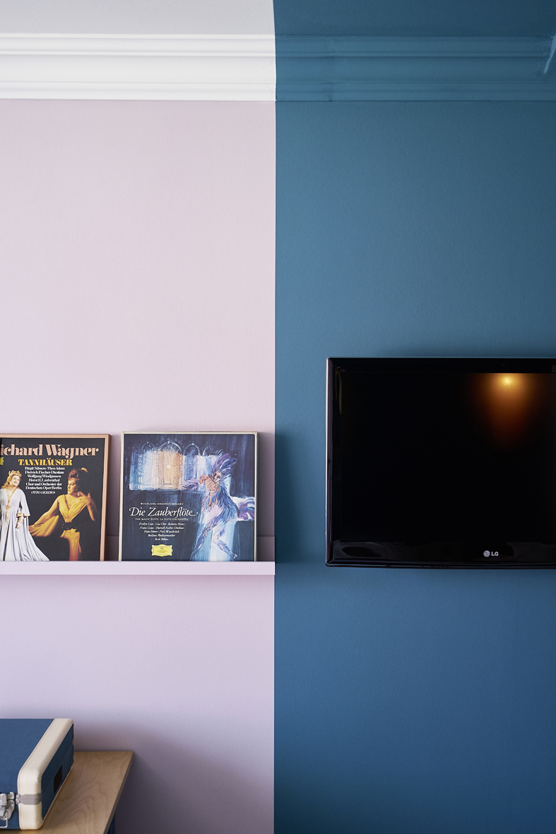 Wagner vinyl — Tannhäuser on the wall shelf