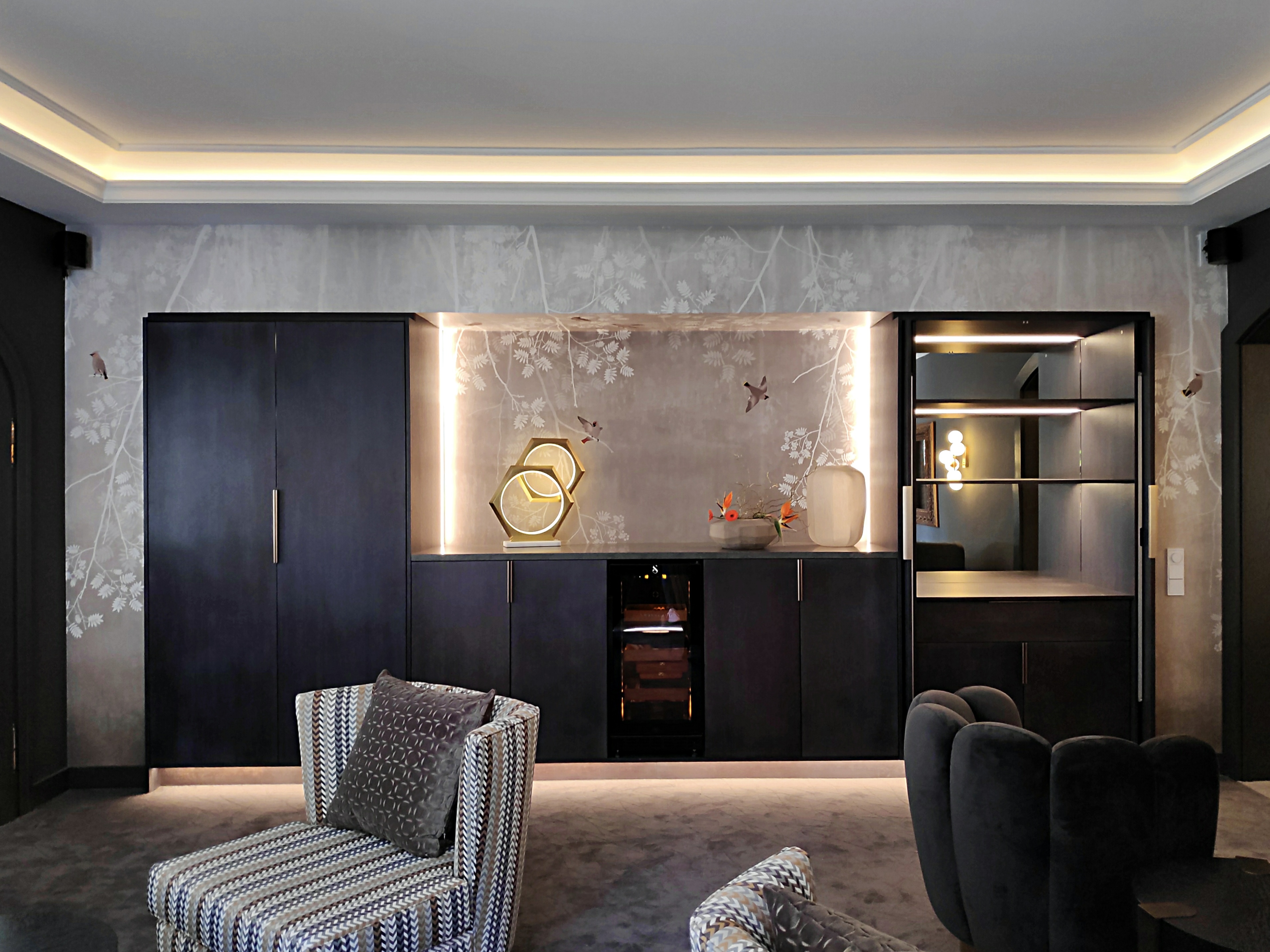 Lounge after