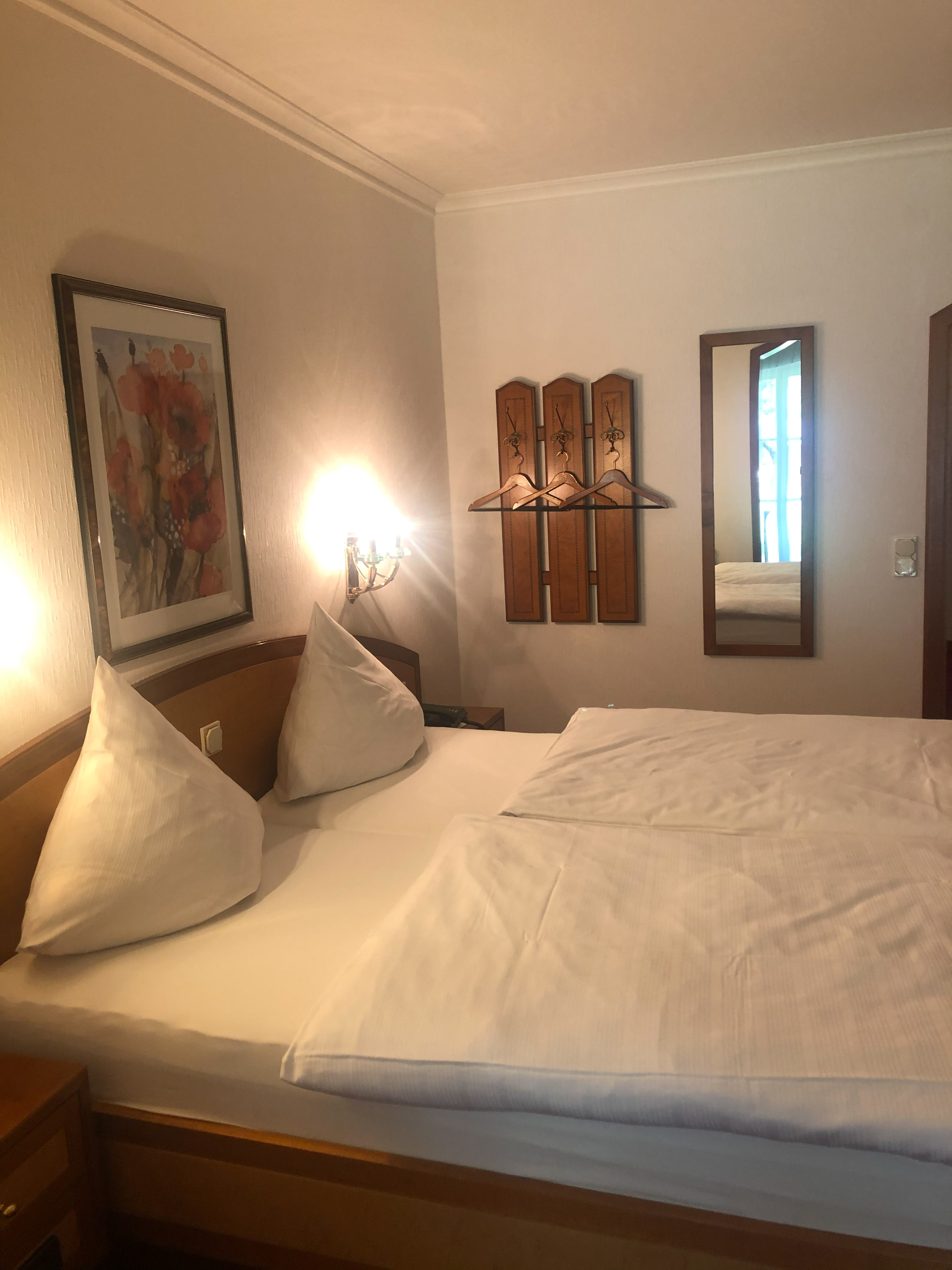 Hotel room before — second type